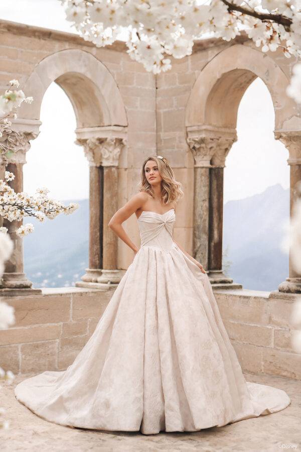 Allure Bridals D431 - Aurora
