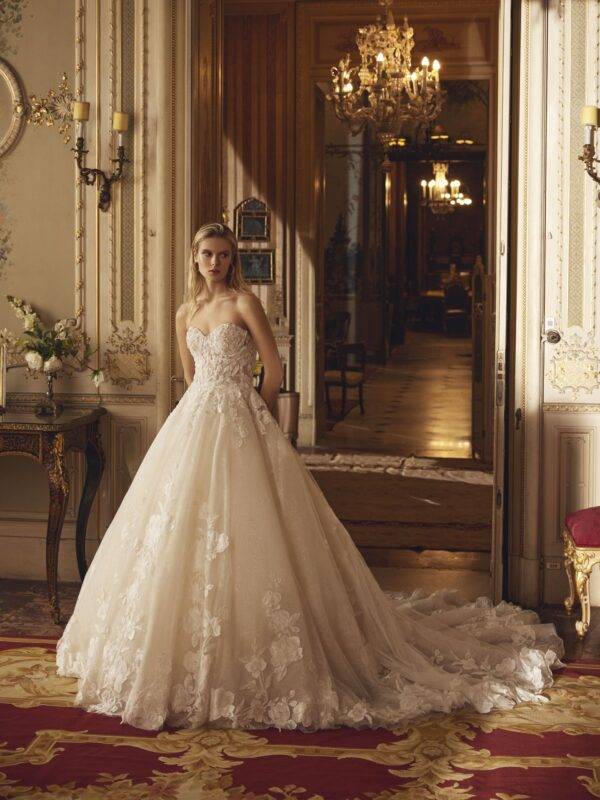 (Línea LUXURY)  Demetrios 1301